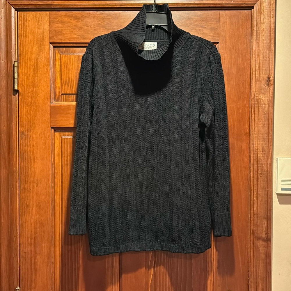 St. John Collection by Marie Gray Turtle Neck